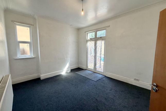49, Lonsdale Road, Wolverhampton photo 4