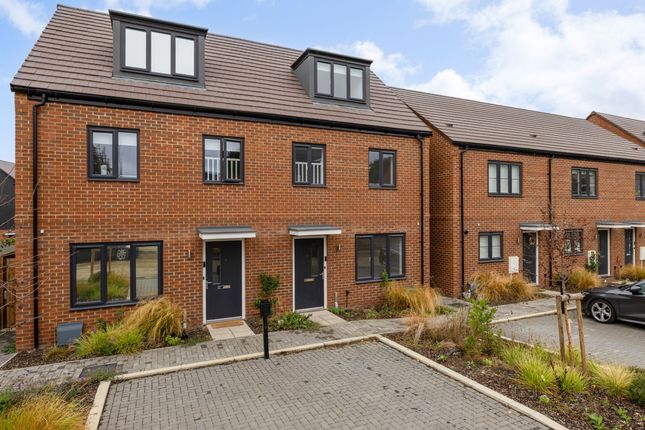 Leaf Living at Buckler's Park, Crowthorne, RG45, Crowthorne photo 2
