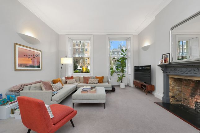 Thumbnail Flat for sale in Montagu Square, London