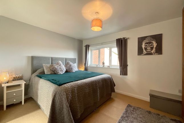 25 Gibson Close, Nantwich photo 3