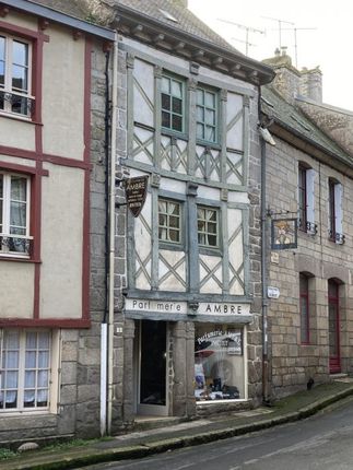 Property for sale in Moncontour, Bretagne, 22510, France