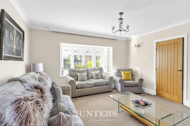 116, Stanycliffe Lane, Manchester photo 4