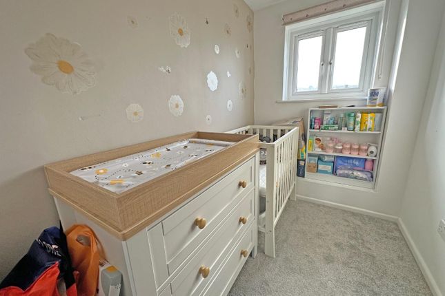 Flat for sale in Franklin Close, Weymouth