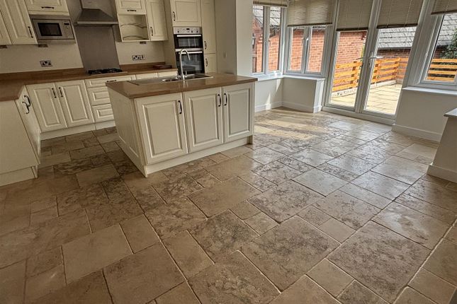 18, Earp Way, Derby photo 2