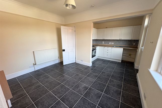 12, Hopcott Terrace, Minehead photo 3