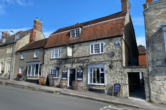 Thumbnail Pub/bar for sale in Mere, Wiltshire
