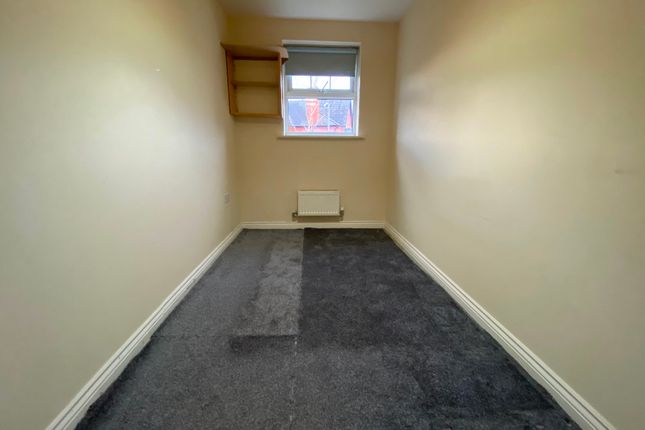 Flat to rent in Bethel Grove, Liverpool