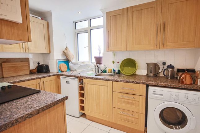 15 St Margarets Court, High Street, Brighton photo 4