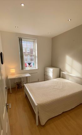 Thumbnail Room to rent in Harrow Road, London