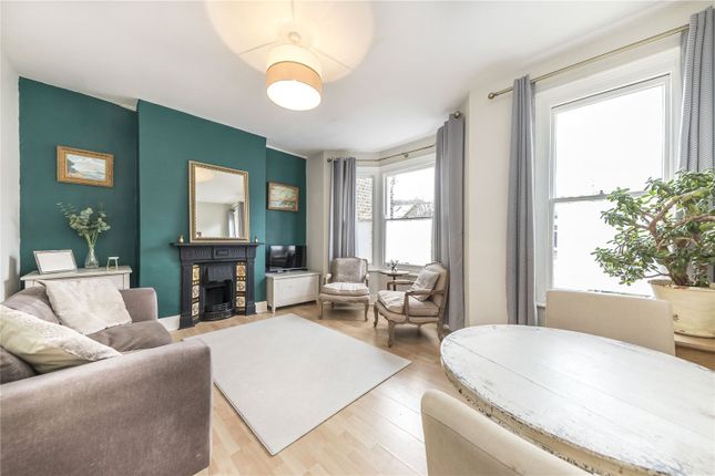 Flat for sale in Woodlands Park Road, Greenwich