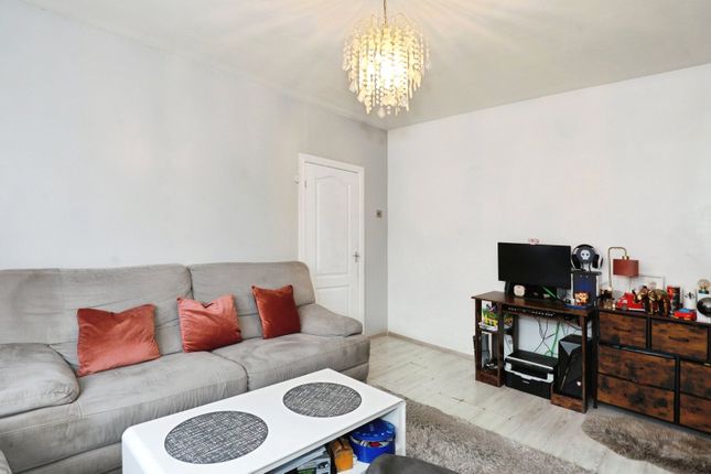 24, Cliffe Road, Cheshire photo 4