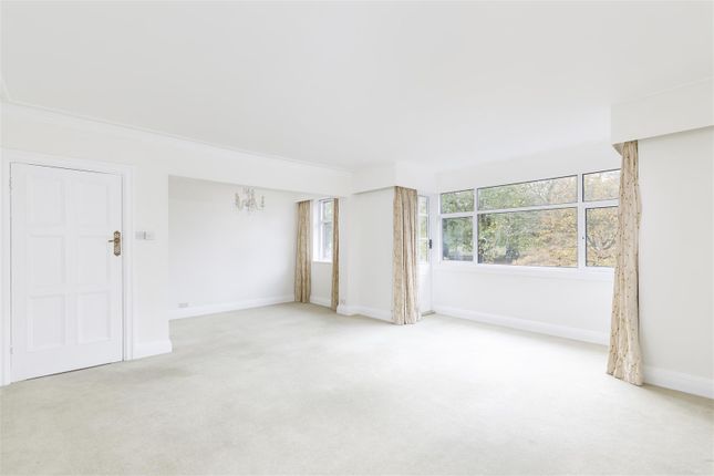 Thumbnail Flat to rent in Nizells Avenue, Hove
