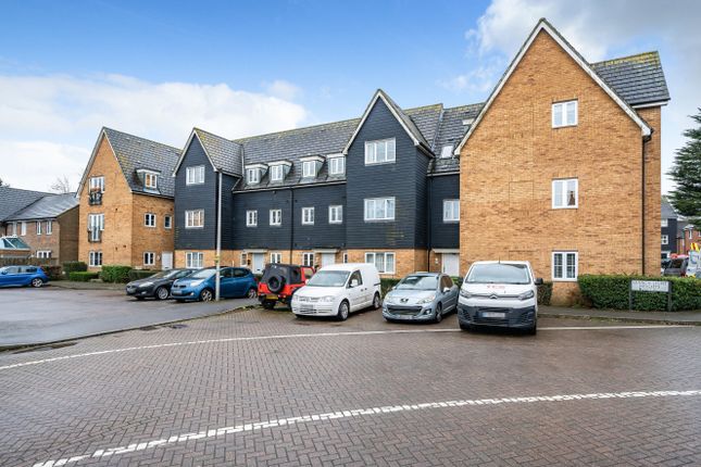 Thumbnail Flat for sale in Searchlight Heights, Chattenden, Rochester, Kent