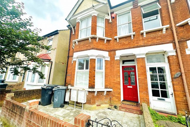 Thumbnail Flat for sale in Waddon Park Avenue, Waddon, Croydon