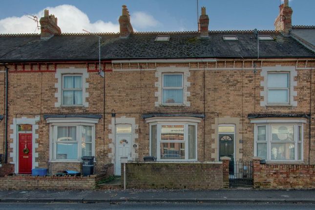 Thumbnail Terraced house for sale in Greenway Road, Taunton