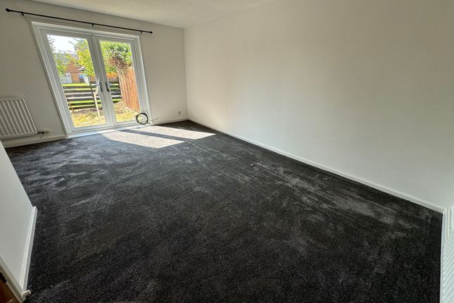 217 Kimblesworth Walk, Newton Aycliffe photo 4