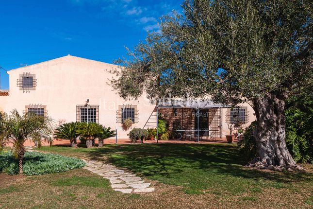 Villa for sale in Traversa Delle Fornaci, Siracusa, Sicilia