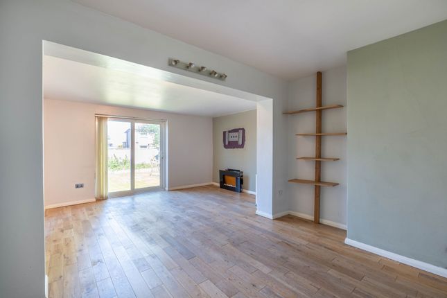 72 South Avenue, Prestatyn photo 3