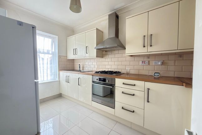 8, The Close, Harrow photo 3