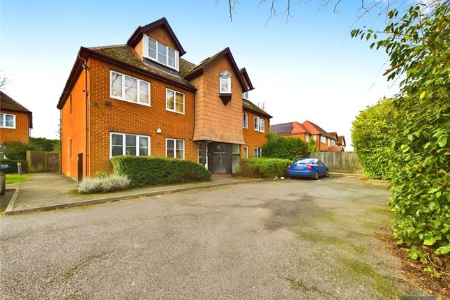 Flat for sale in Mansell Court, Shinfield Road, Reading, Berkshire