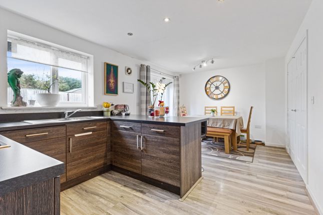 81, Friarwood Avenue, Pontefract photo 4