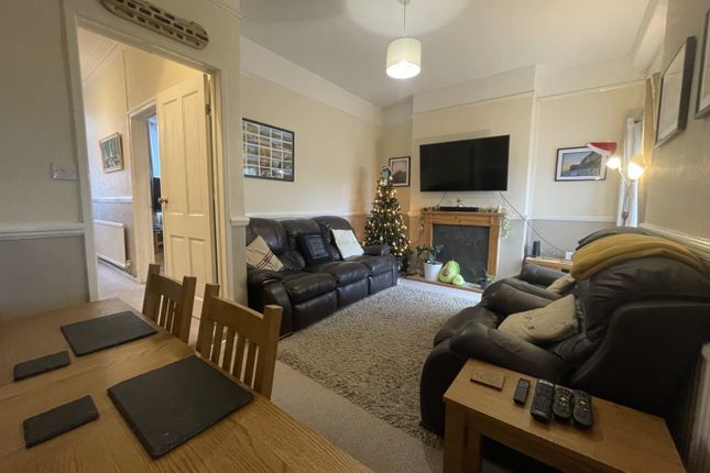4-bed terraced on 29, Clodien Avenue, Cardiff, £2,160/mo