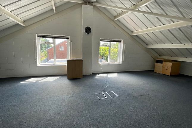 Thumbnail Office to let in Larkshall Road, Chingford