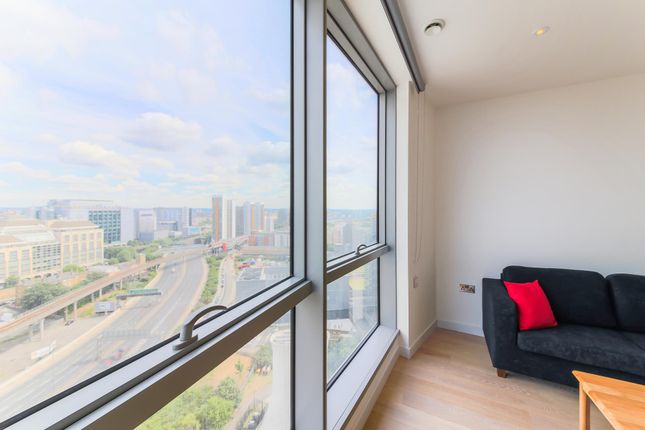 Apartment 1801 Charrington Tower 11, Biscayne Avenue, London photo 3