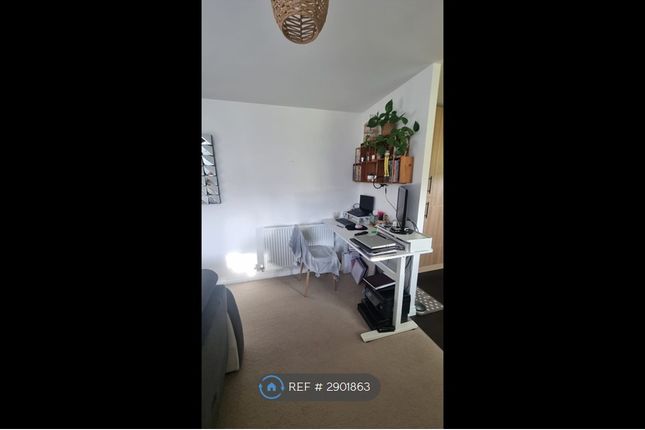 Flat, A San Andres Drive Newton Leys, Milton Keynes photo 3