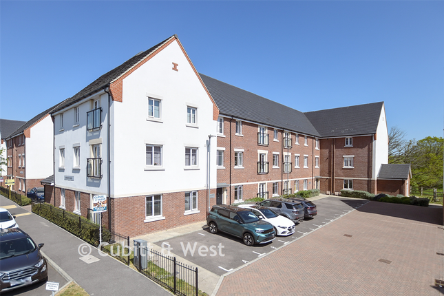 Bronte House, Cornwell Avenue, Crawley photo 2