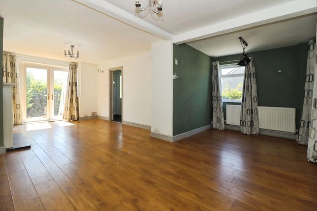 9, Fairway Close, Bristol photo 3