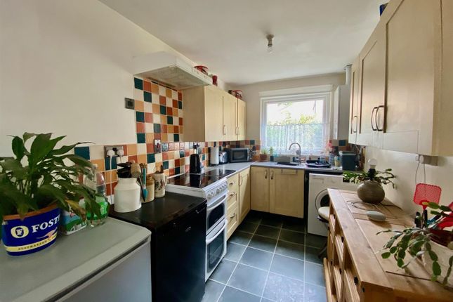 62, Stagsden, Peterborough photo 3