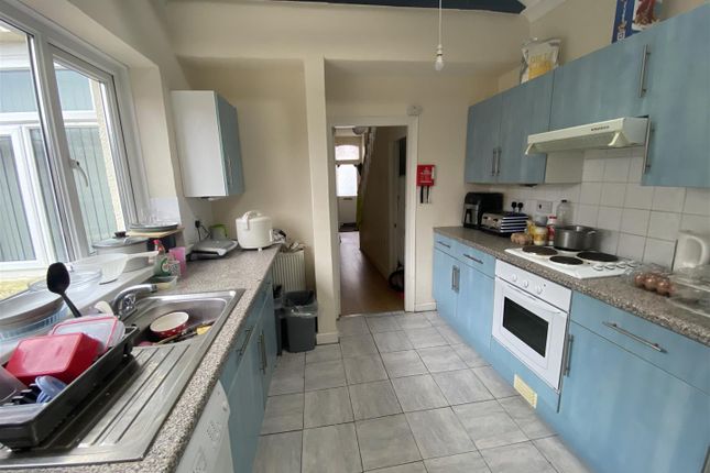Terraced house to rent in Meadow Street, Treforest, Pontypridd