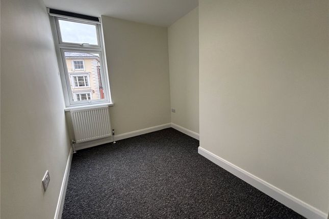 44A,, Frimley High Street, Camberley photo 3