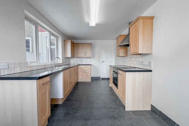 111, Torrington Street, Grimsby photo 5