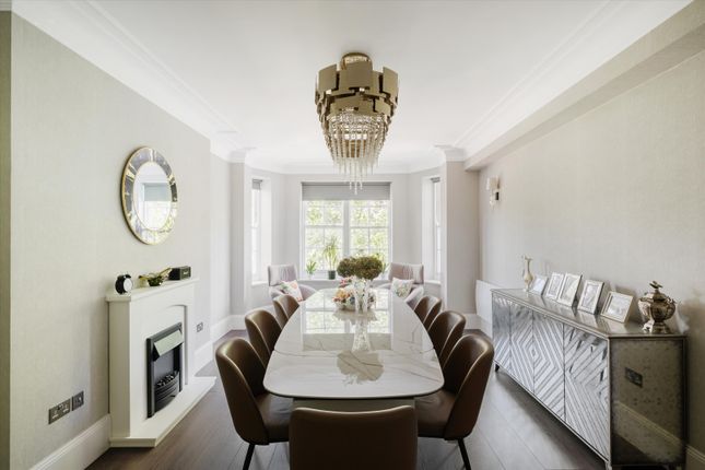 Grove Court, London photo 4