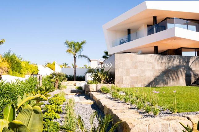 Villa for sale in Lagos, Portugal