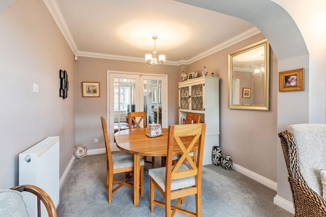 45, Shelley Drive, RUSHDEN photo 3