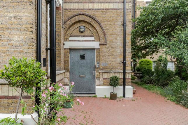 Flat for sale in Prioress Street, London