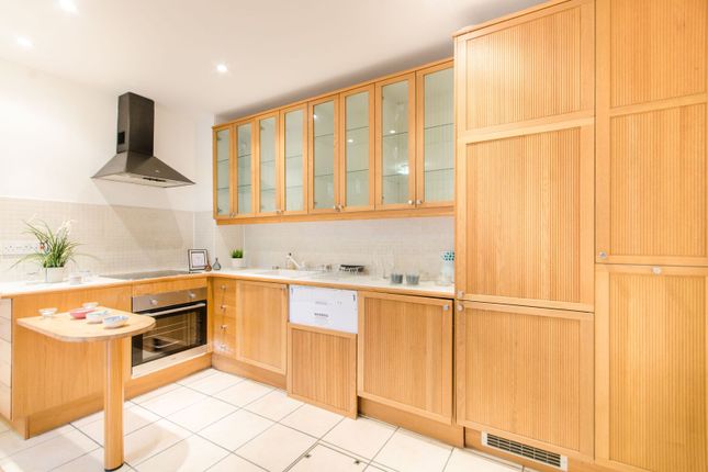 Penywern Road, Earls Court photo 4