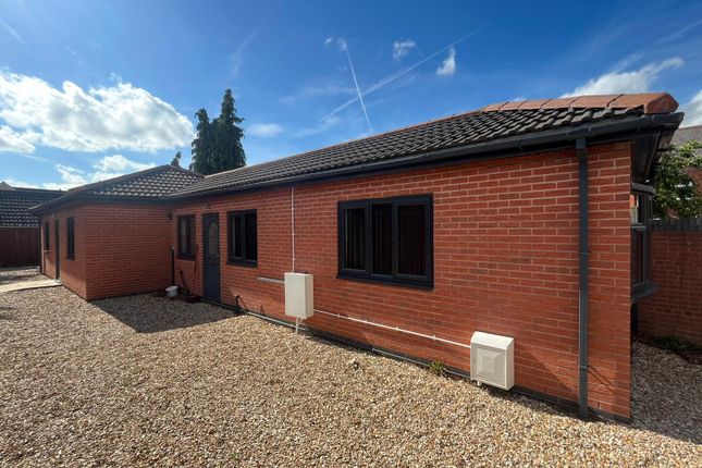 2-bed terraced on 30A, Clinton Street, WORKSOP, £800/mo
