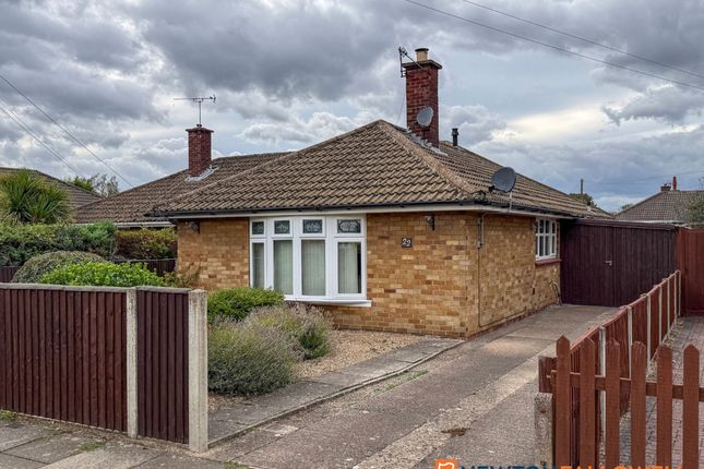 3-bed semi-detached on 22 Hawton Road, Newark, £240,000
