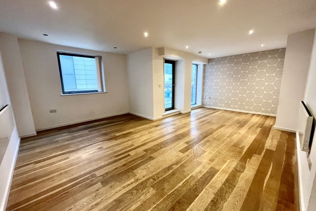 Flat 210, Castlegate, Manchester photo 2