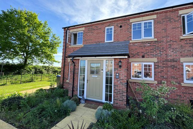 End terrace house to rent in Hazel Place, Stratford-Upon-Avon