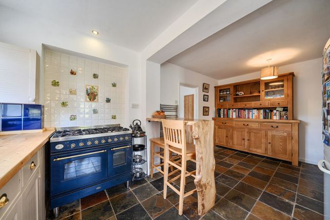 7 The Riddens Loxwood Road, Horsham photo 3