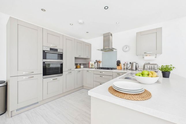 12, Cherwell Avenue, St. Helens photo 3