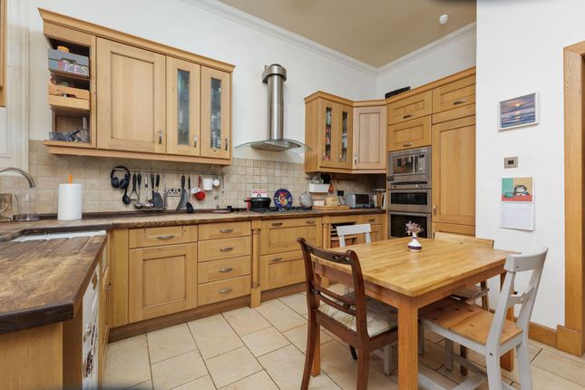 12, Windsor Place, Stirling, FK8 photo 4