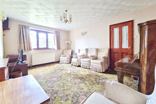 10, Brandwood Park, Rossendale photo 2