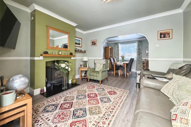 85, Queenshill Road, Knowle photo 3