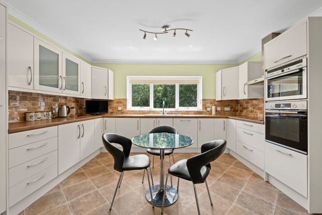 15, Bull Lane, Matlock photo 2